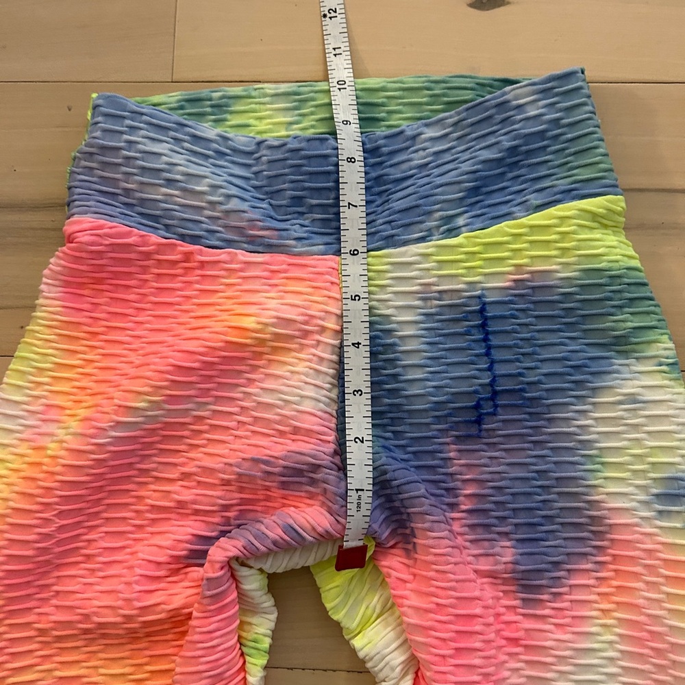 Scrunch Butt Rainbow Tie dyed High Waisted Yoga Capris Peach Butt Leggings Small - Picture 4 of 8